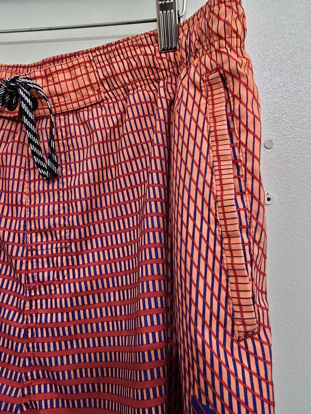 NIKE size Large  Board Shorts Mesh Lined Riptide‎ Volley Swim Trunks Orange
